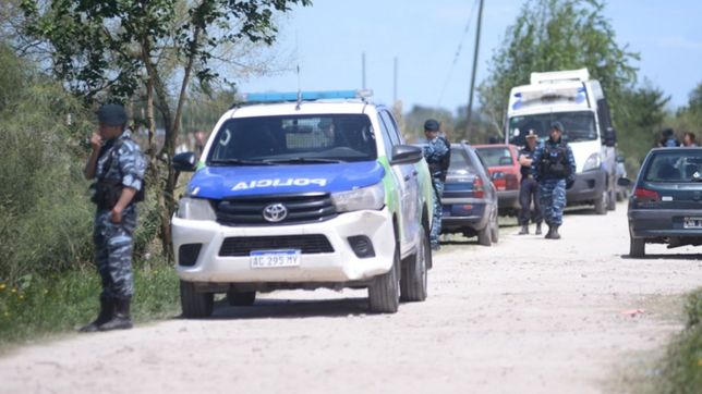 golpes, tension y una casilla incendiada en una disputa por tierras en la region