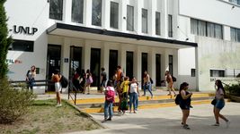 franja morada denuncio fraude en psicologia y pide que se repitan las elecciones en la unlp franja morada denuncio fraude en psicologia y pide que se repitan las elecciones en la unlp