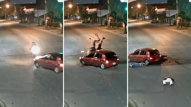 un automovilista choco a una moto en la plata y se fugo: una de las victimas pelea por su vida