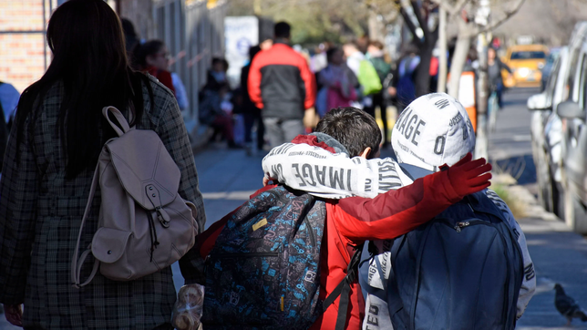 reclaman al consejo escolar por la calefaccion en las escuelas de la plata