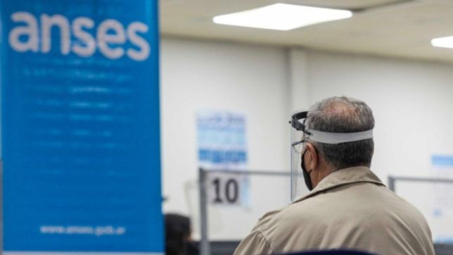 a partir de junio aumentan las jubilaciones y la minima sera de $23.064