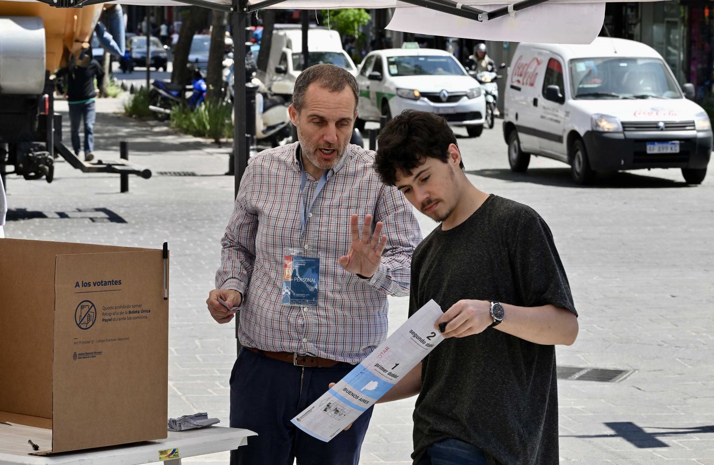 Instrucciones para votar con la boleta única de papel (8)