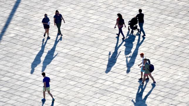 tras las lluvias llegan el sol y el frio y asi va a seguir el clima en la plata