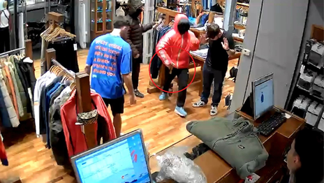 Robaron en un reconocido local de ropa del centro de La Plata Robaron en un reconocido local de ropa del centro de La Plata