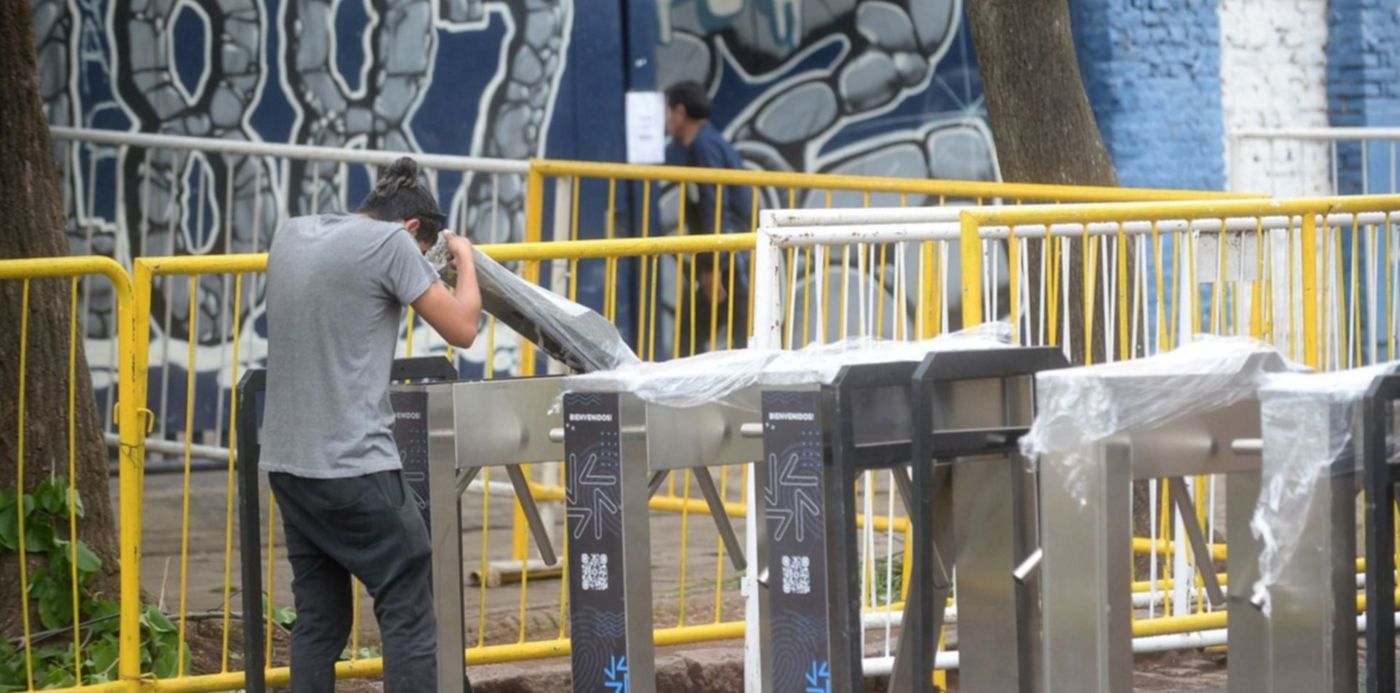 Operativo seguridad Gimnasia-Boca en el Bosque