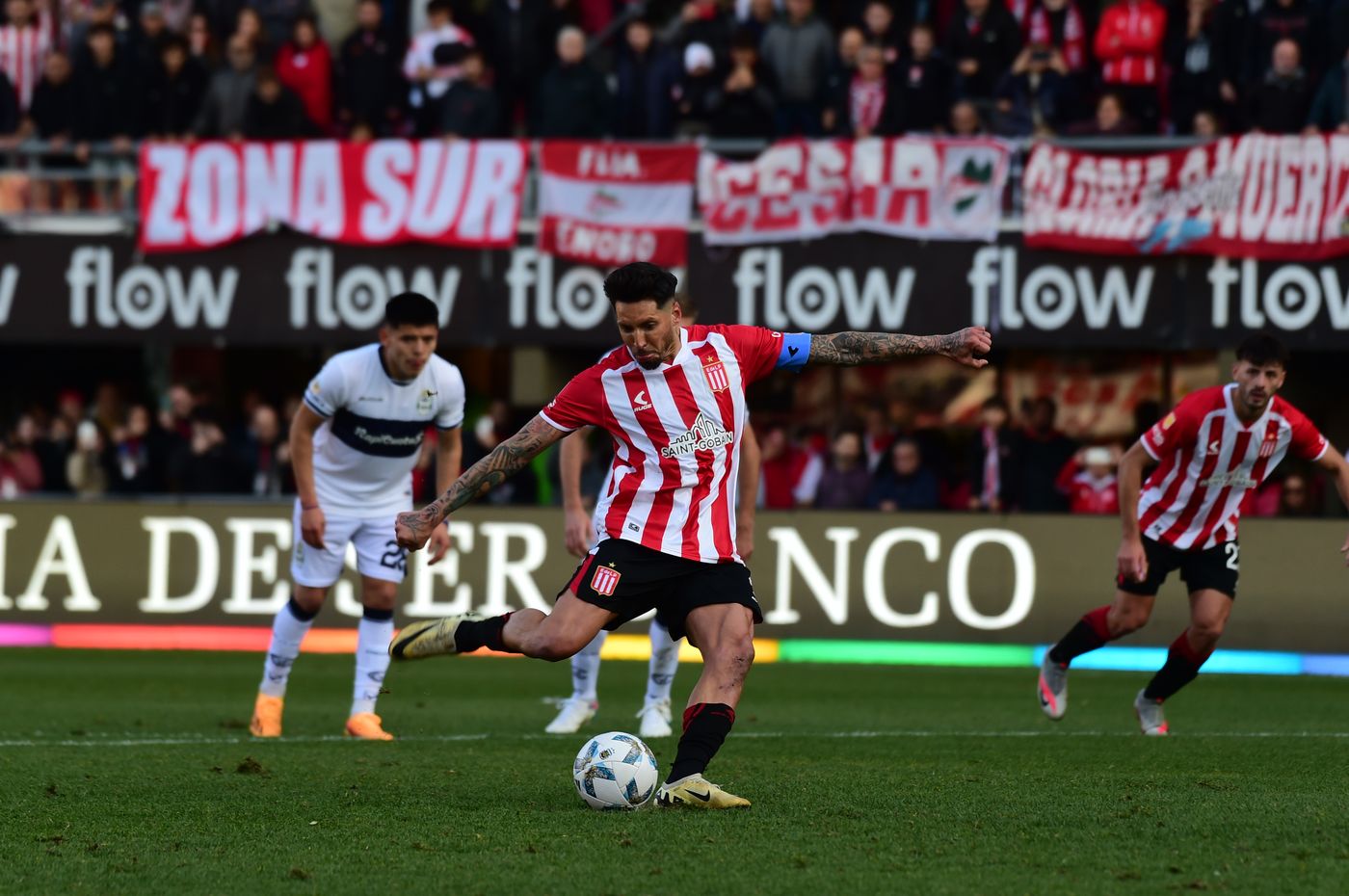 Estudiantes Gimnasia clasico sosa.JPG