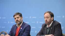 el ministro de economia hablo de las paritarias y dejo un mensaje a los estatales el ministro de economia hablo de las paritarias y dejo un mensaje a los estatales