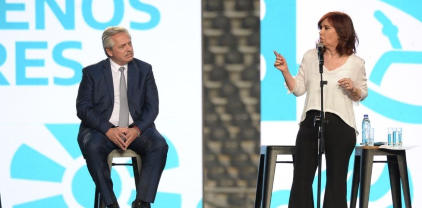 Cristina Fernández de Kirchner Acto alberto Fernández Cristina Kirchner y Axel Kicillof en el Estadio Único - Acto alberto Fernández Cristina Kirchner y Axel Kicillof en el Estadio Único