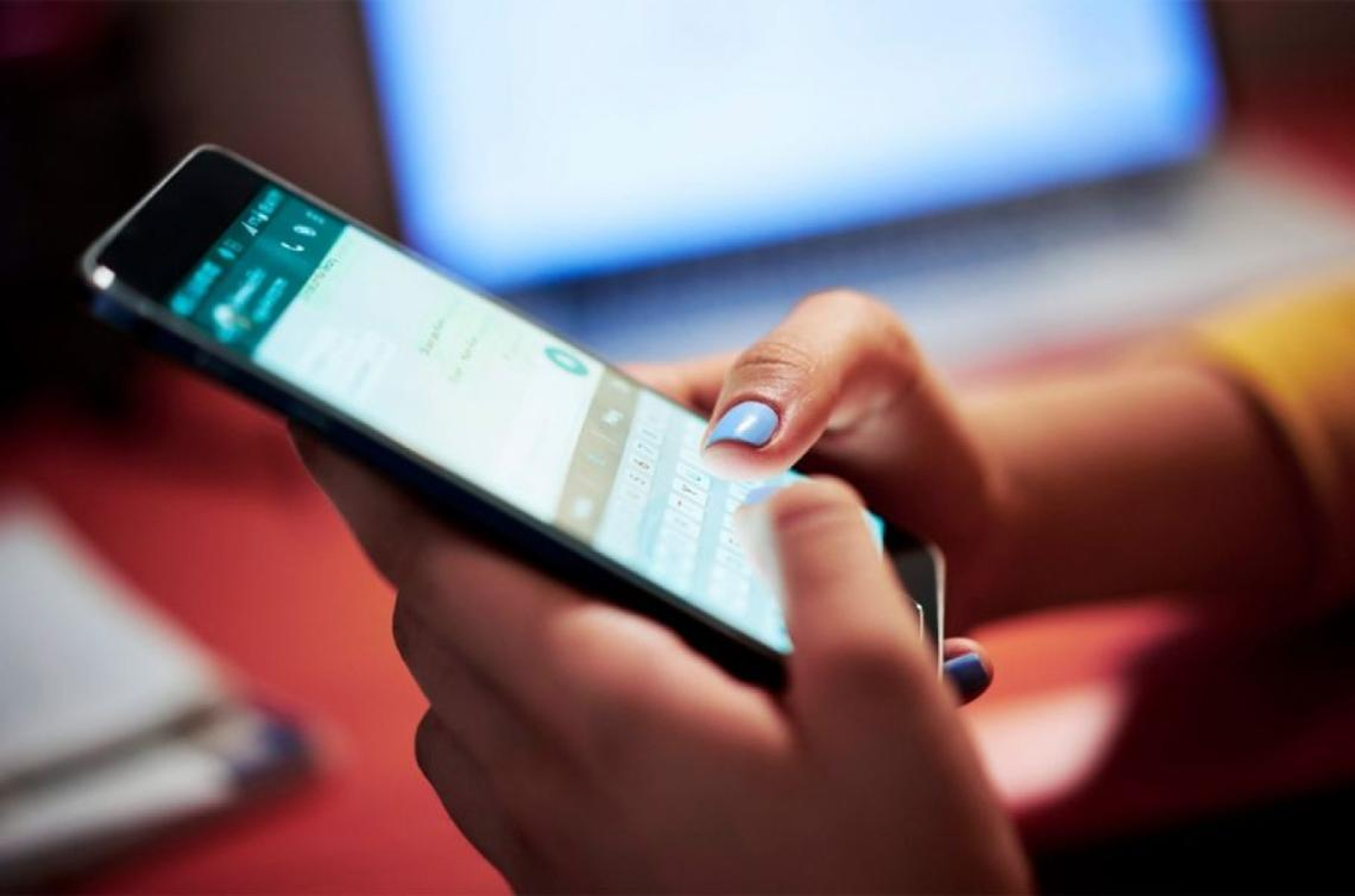 Por WhatsApp y por Facebook, hablaron las jubiladas de La Plata con los estafadores.