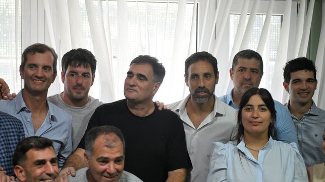 tras asumir, anacleto hablo sobre el conflicto salarial con el plantel