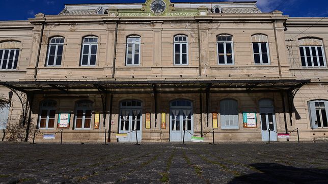 cultura, gastronomia y mas: asi se compone meridiano v, el punto de encuentro familiar en la plata