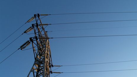La Provincia postergó las sanciones económicas a distribuidoras eléctricas hasta la nueva revisión tarifaria