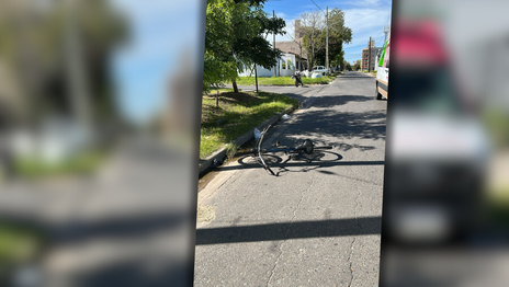 Un jubilado de 82 años lucha por su vida tras protagonizar un grave accidente con un policía