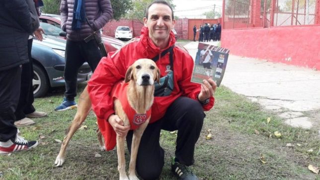 cambaceres esta de luto por la muerte de rosita, la perrita socia del club