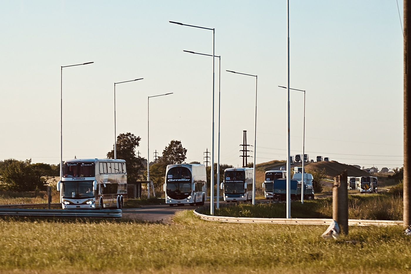Caravana de micros de Estudiantes (5)