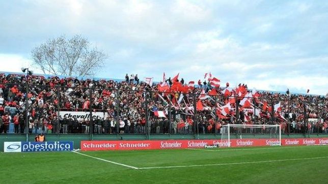 la hinchada de estudiantes podra estar presente en el partido contra arsenal en sarandi
