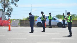 terror en la autopista por un tiroteo que termino con un delincuente baleado terror en la autopista por un tiroteo que termino con un delincuente baleado