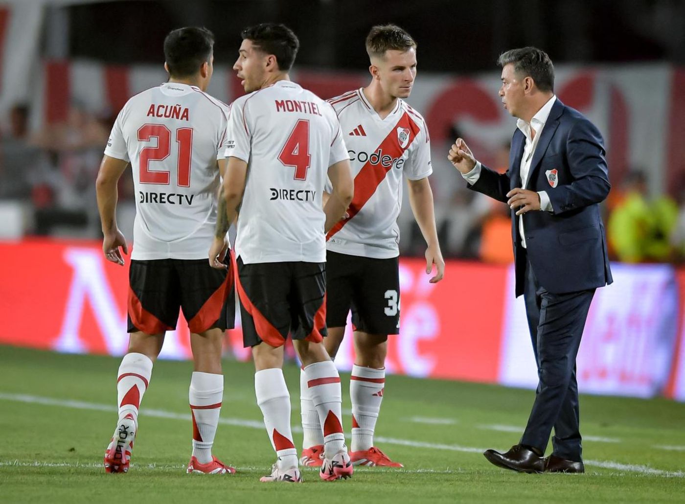 River Marcelo Gallardo jugadores.jpg
