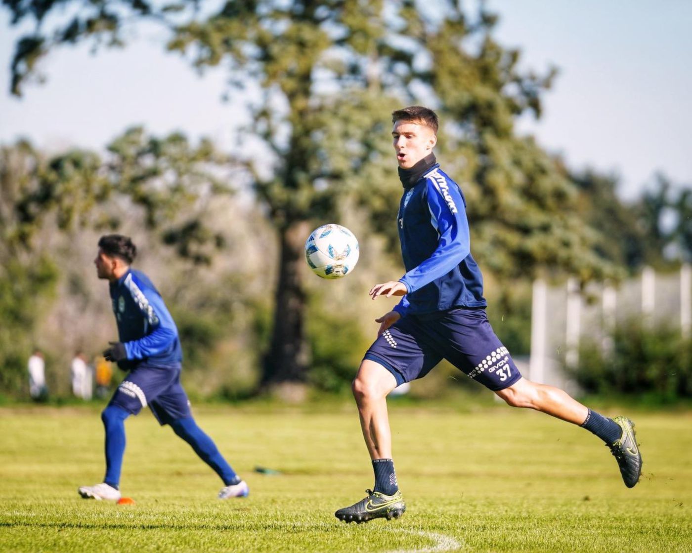 entrenamiento Gimnasia Sánchez.jpg