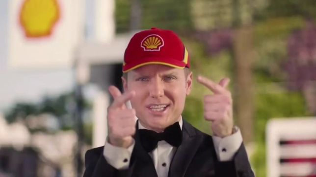 shell, santiago del moro y una publicidad en la plata, asi es el nuevo cuento del tio