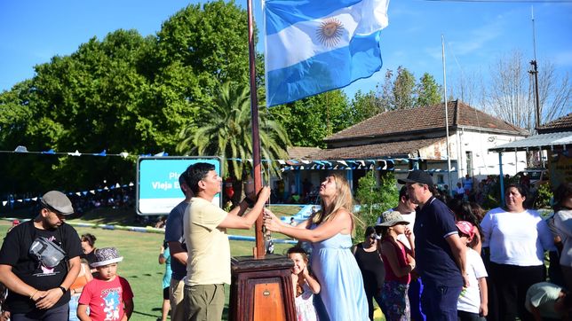 arturo segui celebro su aniversario 98° aniversario con un desfile tradicionalista y un festival artistico