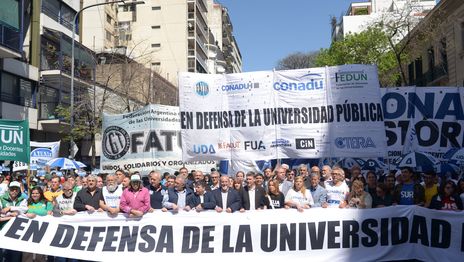 La Justicia suspendió una cautelar antes de la Marcha Federal Universitaria La Justicia suspendió una cautelar antes de la Marcha Federal Universitaria
