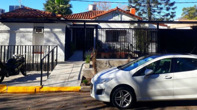 un motochorro asalto a una medica de la plata a la salida de su trabajo