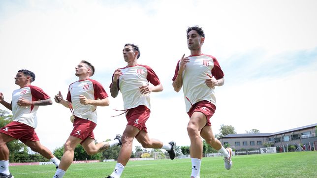 un exjugador del pincha tuvo una gran temporada en su nuevo club y decidieron comprarlo