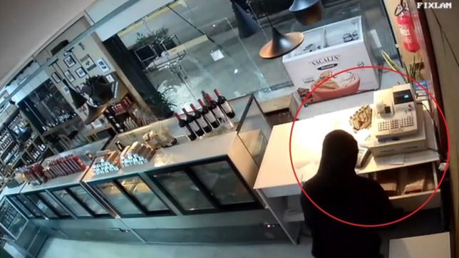 video: asi fue el ataque a la casa de pastas de la plata en la que robaron 120.000 pesos