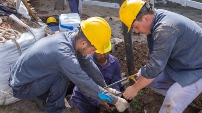 absa anuncio que continuara con sus trabajos en la red y podria faltar agua en varias zonas de la plata