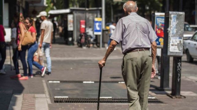los jubilados y pensionados bonaerenses cobran desde este jueves