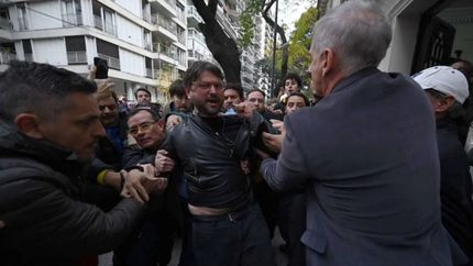 Detuvieron a Juan Grabois tras resistirse al desalojo del Instituto Perón