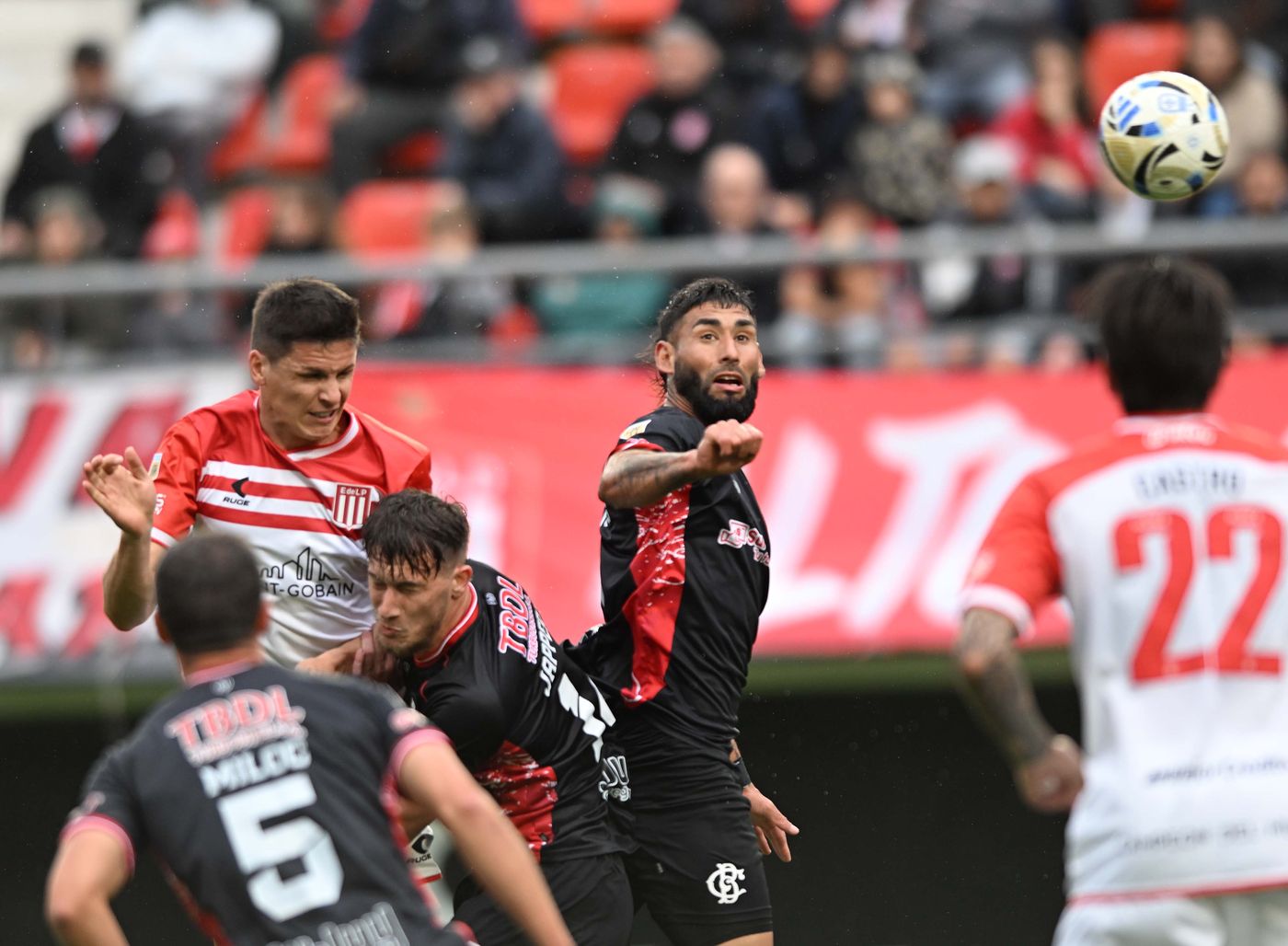 Guido Carrillo marcó el único tanto de Estudiantes Guido Carrillo marcó el único tanto de Estudiantes