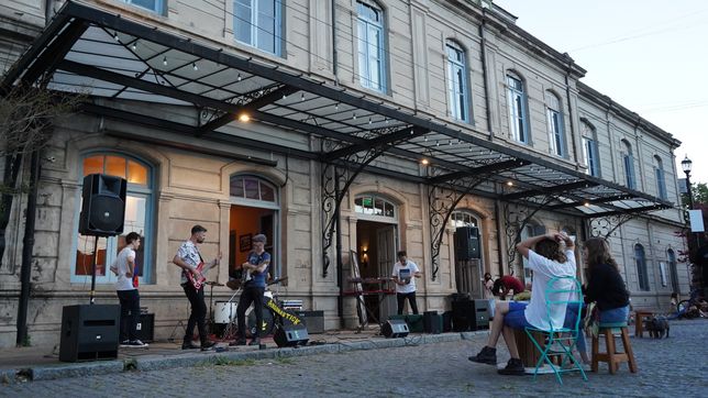 el mato, festival de la cerveza, feria y musica en meridiano v y mas en la agenda cultural del fin de semana