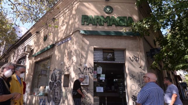 las farmacias se ofrecen como sedes para ampliar la campana de vacunacion