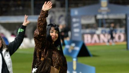 María Becerra cruzó con todo al streamer platense Coscu por la letra de su último hit