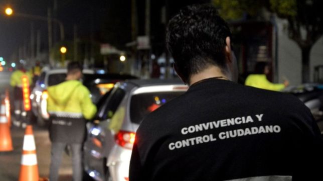 secuestran 17 vehiculos tras un importante operativo de transito en la plata