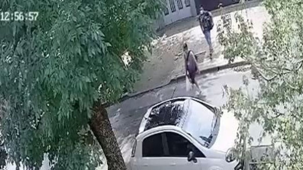 VIDEO: Así fue el robo al locutor de La Plata a plena luz del día y en solo 15 minutos