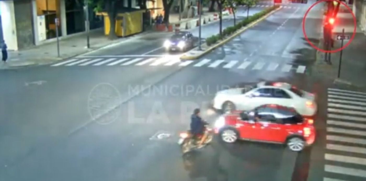 VIDEO choque en 7 y 50