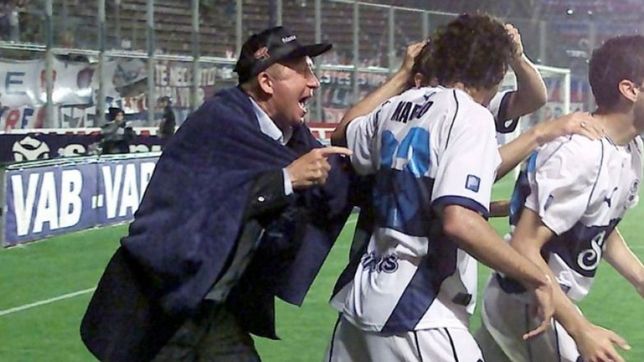 la familia de timoteo griguol realiza una cadena de oracion para pedir por  su salud