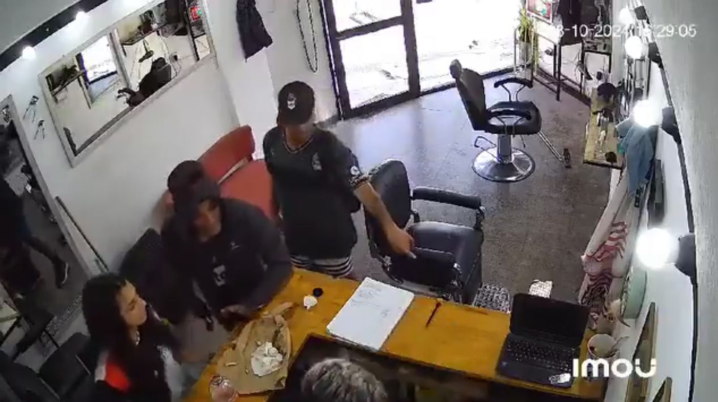 Robo a la barbería.jpg