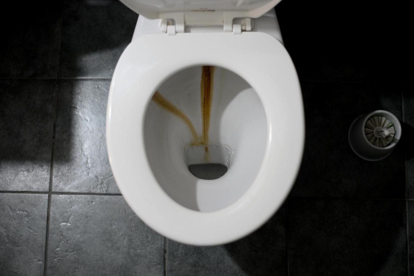 Los vecinos denunciaron que es tanto el combustible que sale de la red que Los vecinos denunciaron que es tanto el combustible que sale de la red que