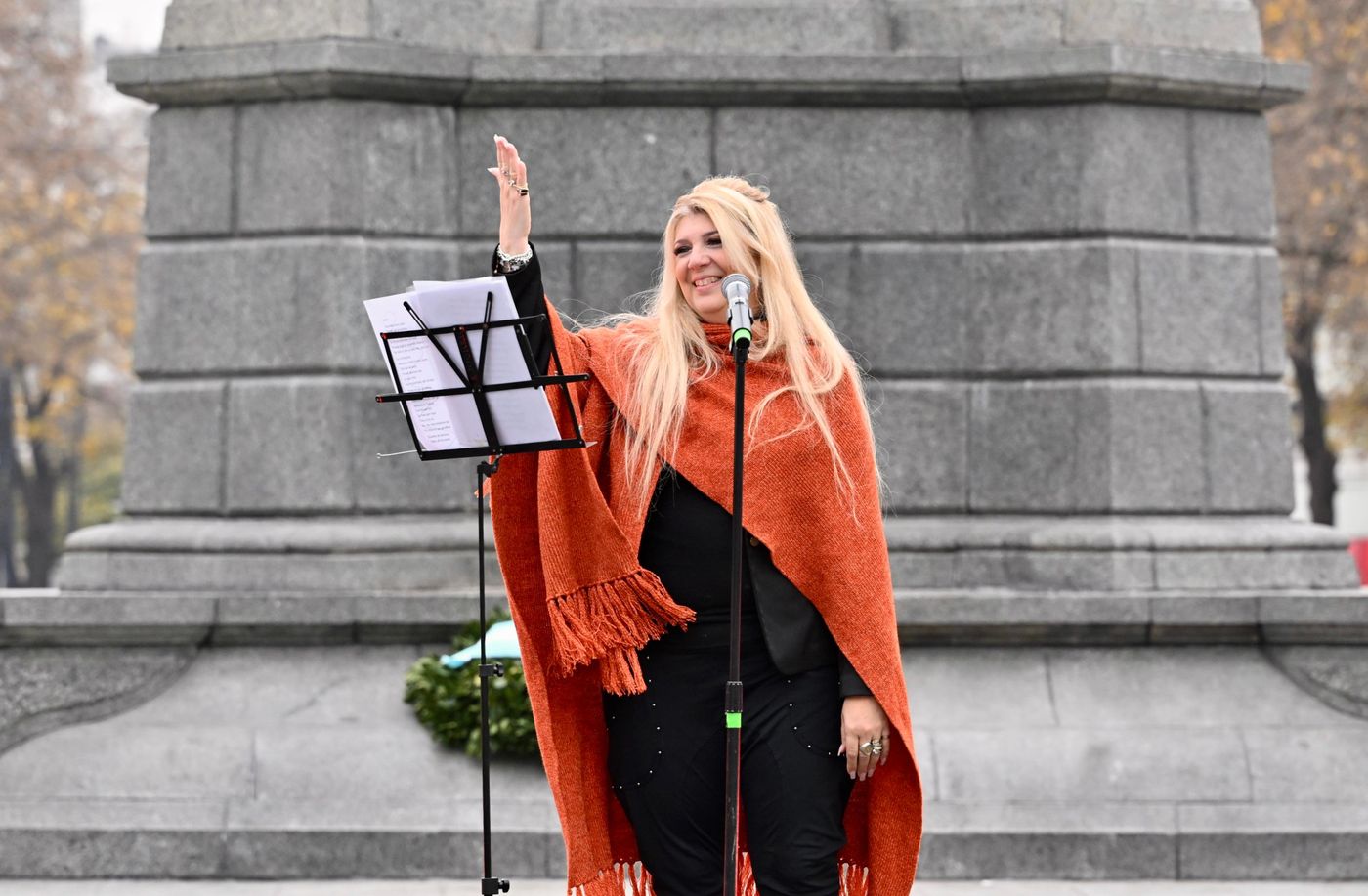 Paula Almerares en la fiesta de reapertura de Plaza Italia