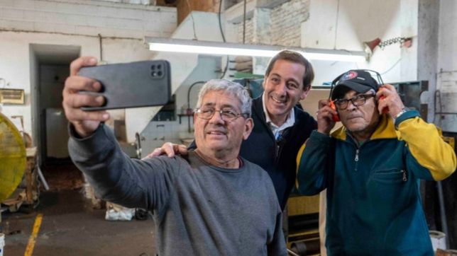 garro estuvo en ringuelet y superviso los sensores instalados en el arroyo del gato