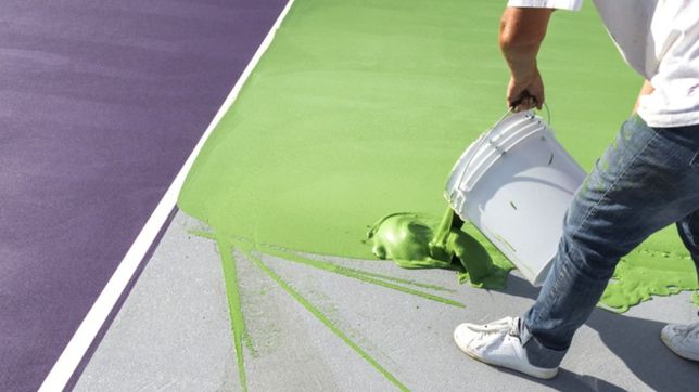 insolito: restauraban una plaza de berisso y les robaron la pintura