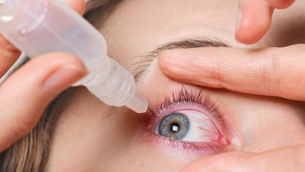 La ANMAT prohibió la venta de una marca de gotas para los ojos