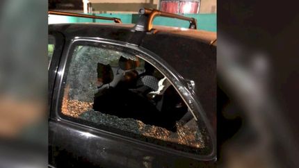 Atacaron a piedrazos al auto de una familia con un bebé adentro en La Plata