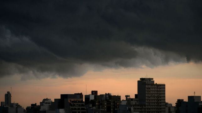 llegaron las lluvias a la plata y asi seguira el tiempo en la ciudad
