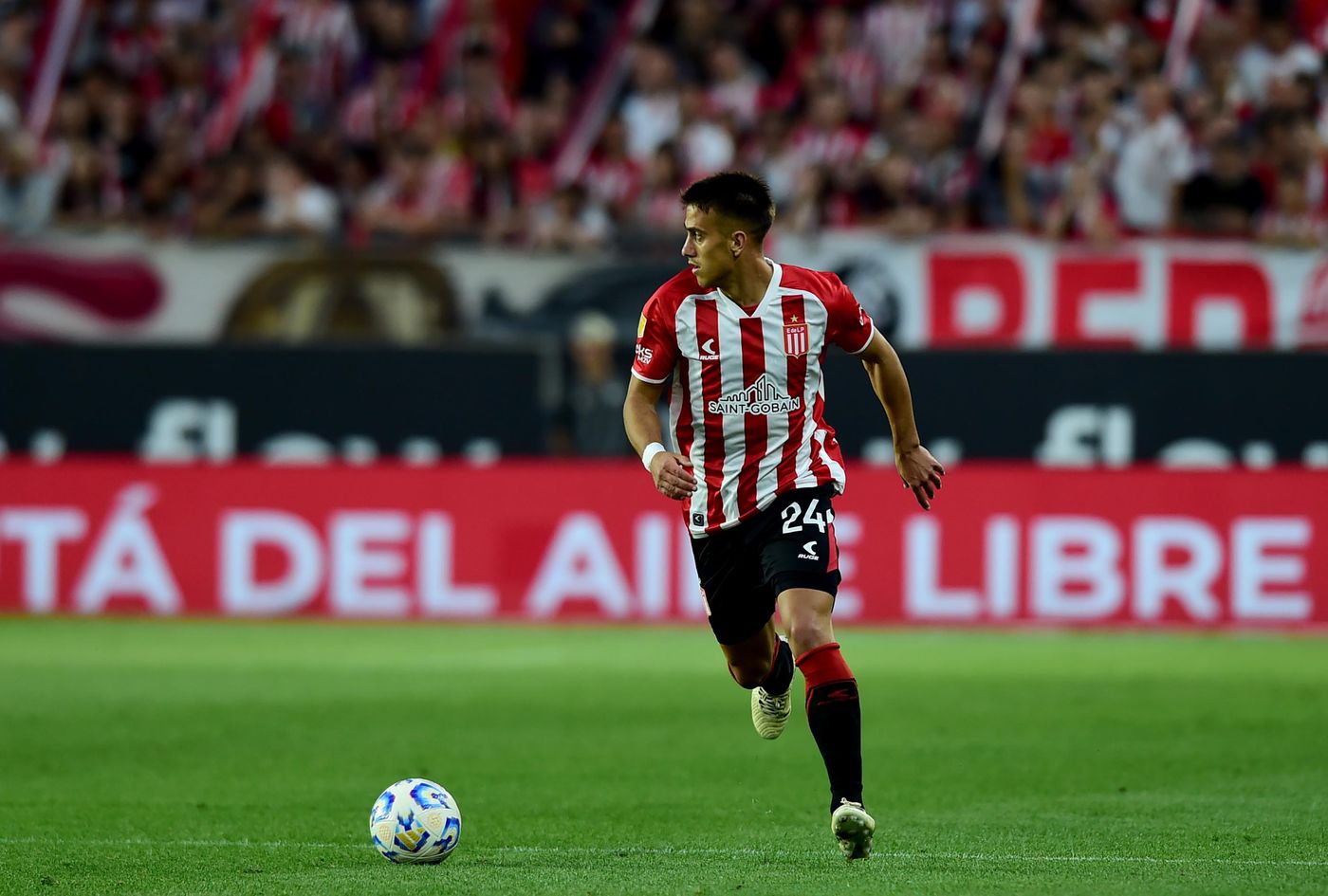 Estudiantes Defensa y Justicia Kociubinski.jpg