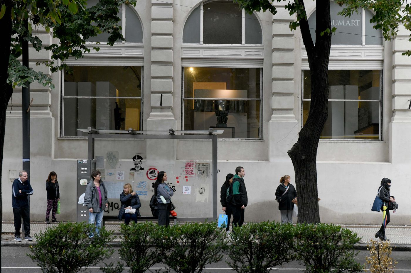 La reducción de frecuencias de micros se profundiza en medio de la crisis y la discusión por subsidios pendientes